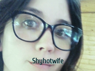 Shyhotwife